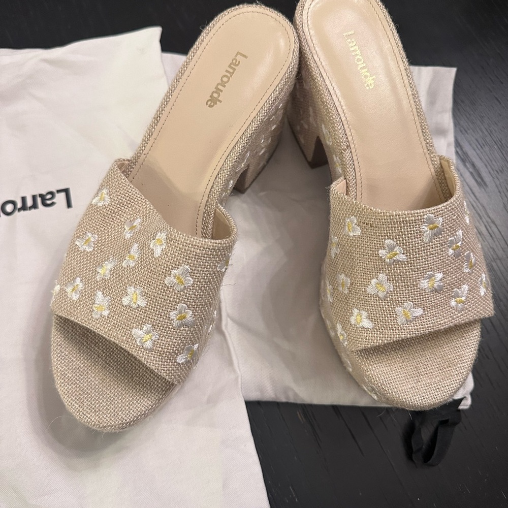 Larroude Daisy Linen Beige Floral Women's Mules 8